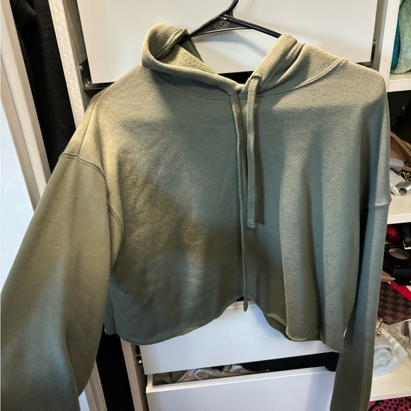 Tops - Size small army green cropped hoodie
